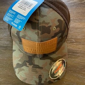 Columbia Rugged Outdoor Mesh Hat